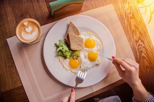 Spożywanie jaj - poznaj najczęściej wspominane fakty i mity