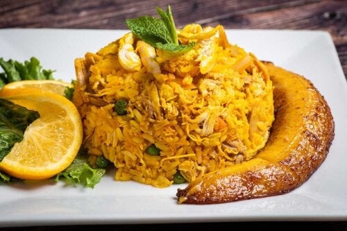 Ryż kolumbijski z kurczakiem: zdrowy, smaczny i tani przepis
