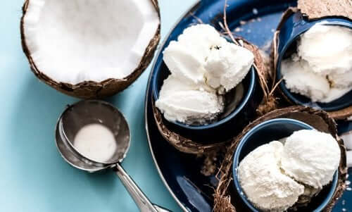 Jak zrobić bezmleczne lody kokosowe?