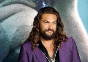Funkcjonalny trening mięśni Jasona Momoa dla utrzymania formy