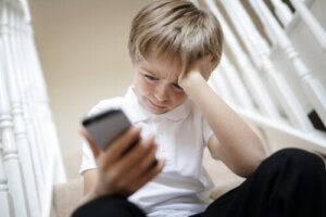 Nękanie online - wskazówki, jak się przed nim uchronić