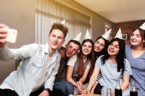 Świętowanie urodzin nastolatków - pomysły i wskazówki