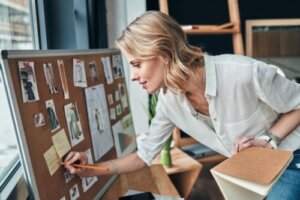 Tablica inspiracji: co to jest i jak ją wykonać?
