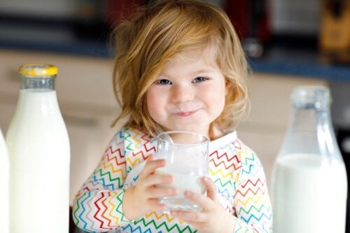 Zapotrzebowanie na wapń u dzieci: ile powinny go spożywać?