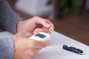 Co to jest hiperinsulinemia i jakie są jej przyczyny?