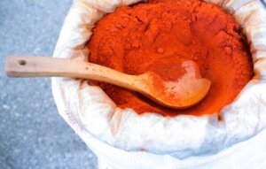 Pieprz Vera lub papryka: jakie są jego zalety i zastosowania?