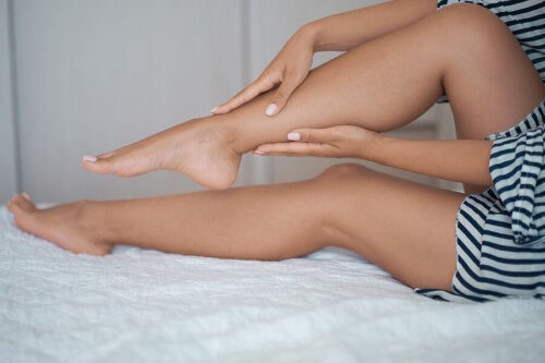 Ból nóg w spoczynku - powody, dla których bolą nas nogi