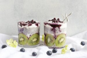 Zdrowe koktajle, które pomogą Ci naturalnie oczyścić okrężnicę