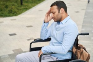 Postępujące porażenie nadjądrowe: objawy, przyczyny i leczenie