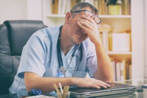 Syndrom wypalenia zawodowego pracowników ochrony zdrowia