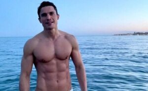 Álex González - 4 ćwiczenia na doskonałą klatkę piersiową