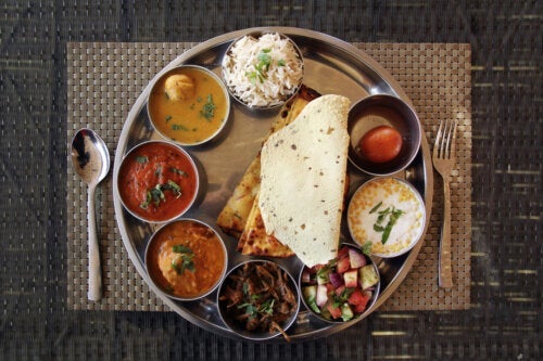 Kuchnia indyjska - 8 pożywnych i pysznych dań