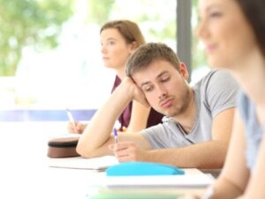 Dlaczego nasz mózg dysocjuje i kiedy powinniśmy szukać pomocy?