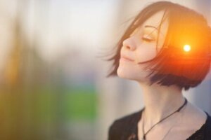 Jak podwyższyć poziom serotoniny - 13 naturalnych sposobów