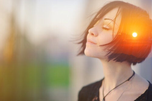 Jak podwyższyć poziom serotoniny - 13 naturalnych sposobów