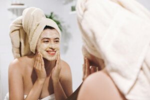 Jak często należy wykonywać peeling twarzy?