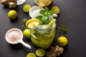 Shikanji, ajurwedyjskie mojito: co to jest i jak je przygotować?