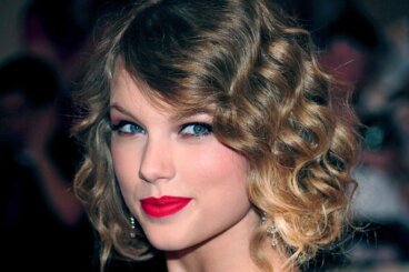 Czy masz krótkie falowane włosy? Wypróbuj jedno z tych cięć!